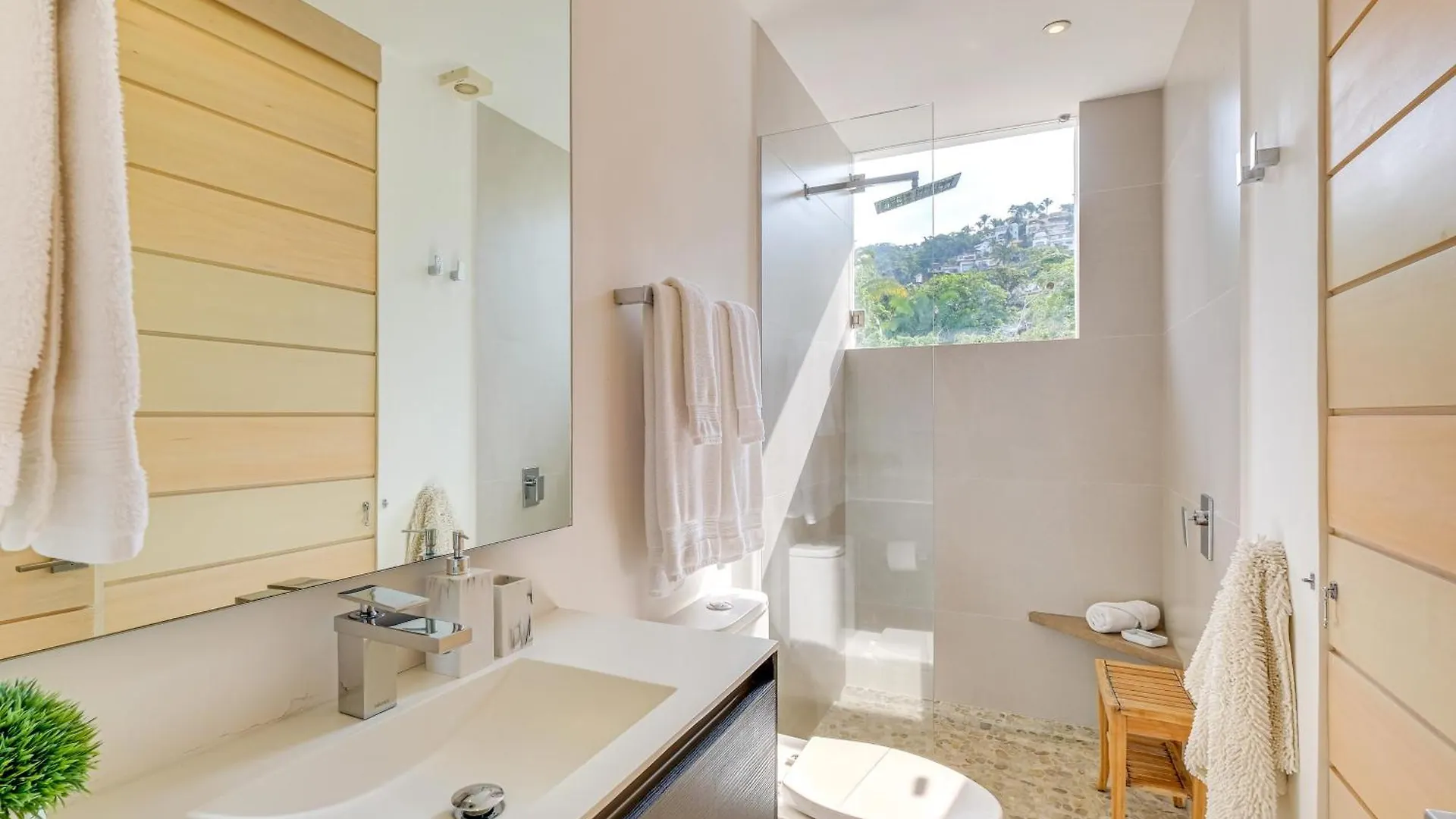 Puerto Vallarta Resort Condo, On-Site Beach Access Appartement Puerto Vallarta