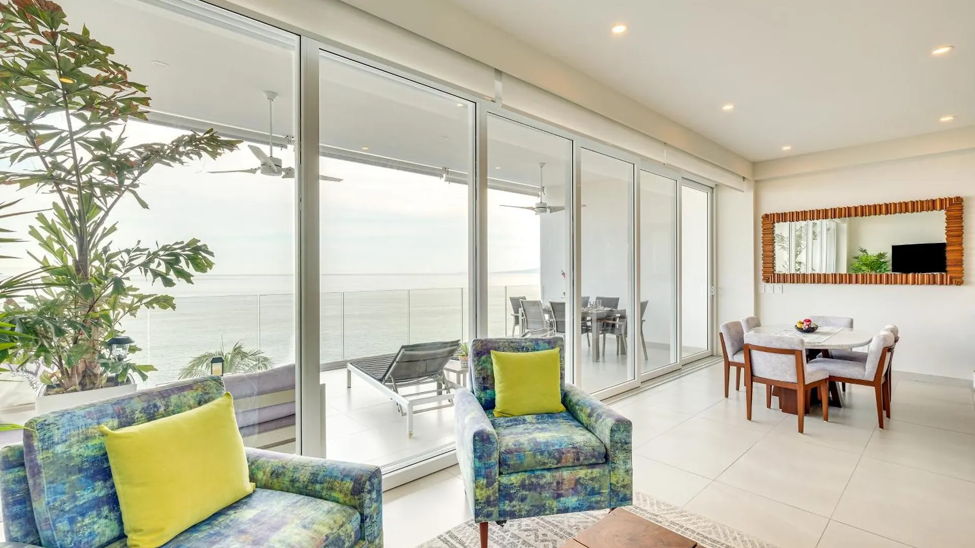 Puerto Vallarta Resort Condo, On-Site Beach Access 0*, 푸에르토 발라타